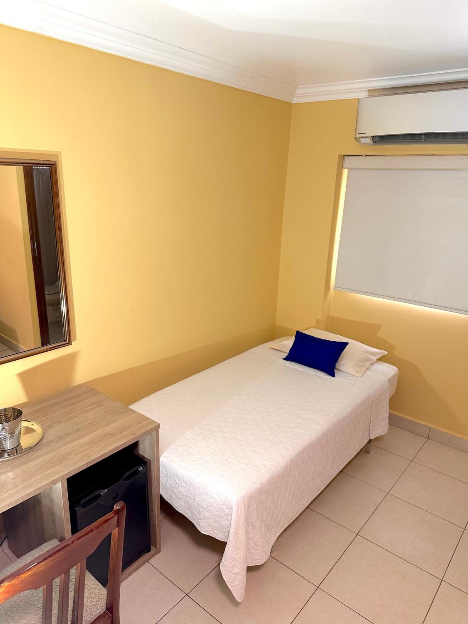 Hotel Andros Colon Exterior foto